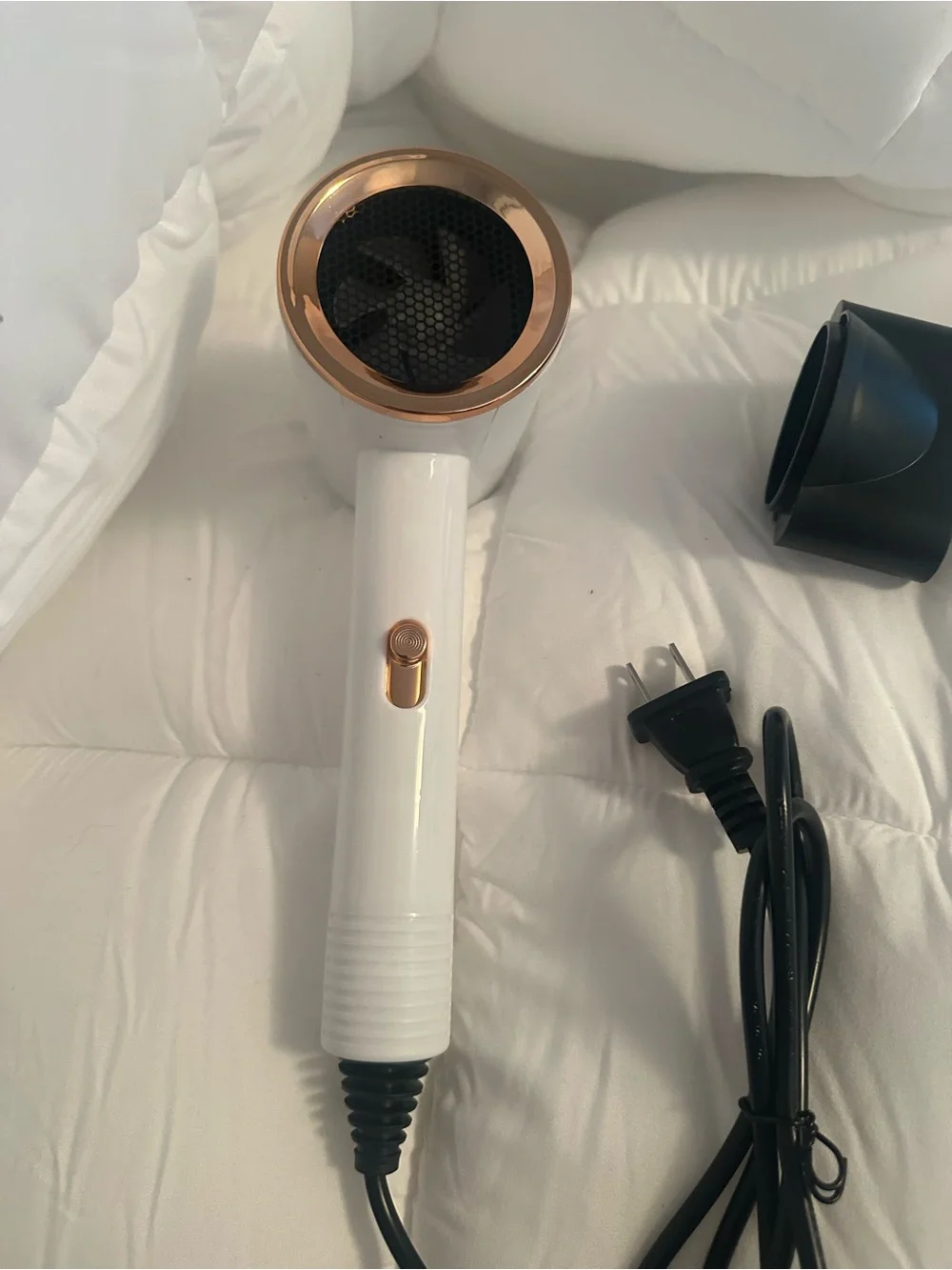 Powerful NWT High Speed Bladeless Style Hair Dryer Rose Gold White 110V